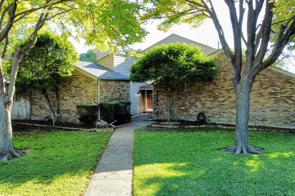 10104-Morgan-Meadow-Lane,-Dallas,-TX-75243