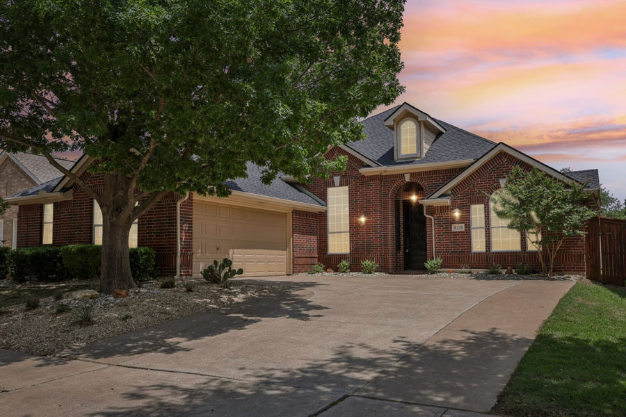 8330-Elena-Dr-Argyle-TX-Listed-by-Hunter-Dehn-Realty