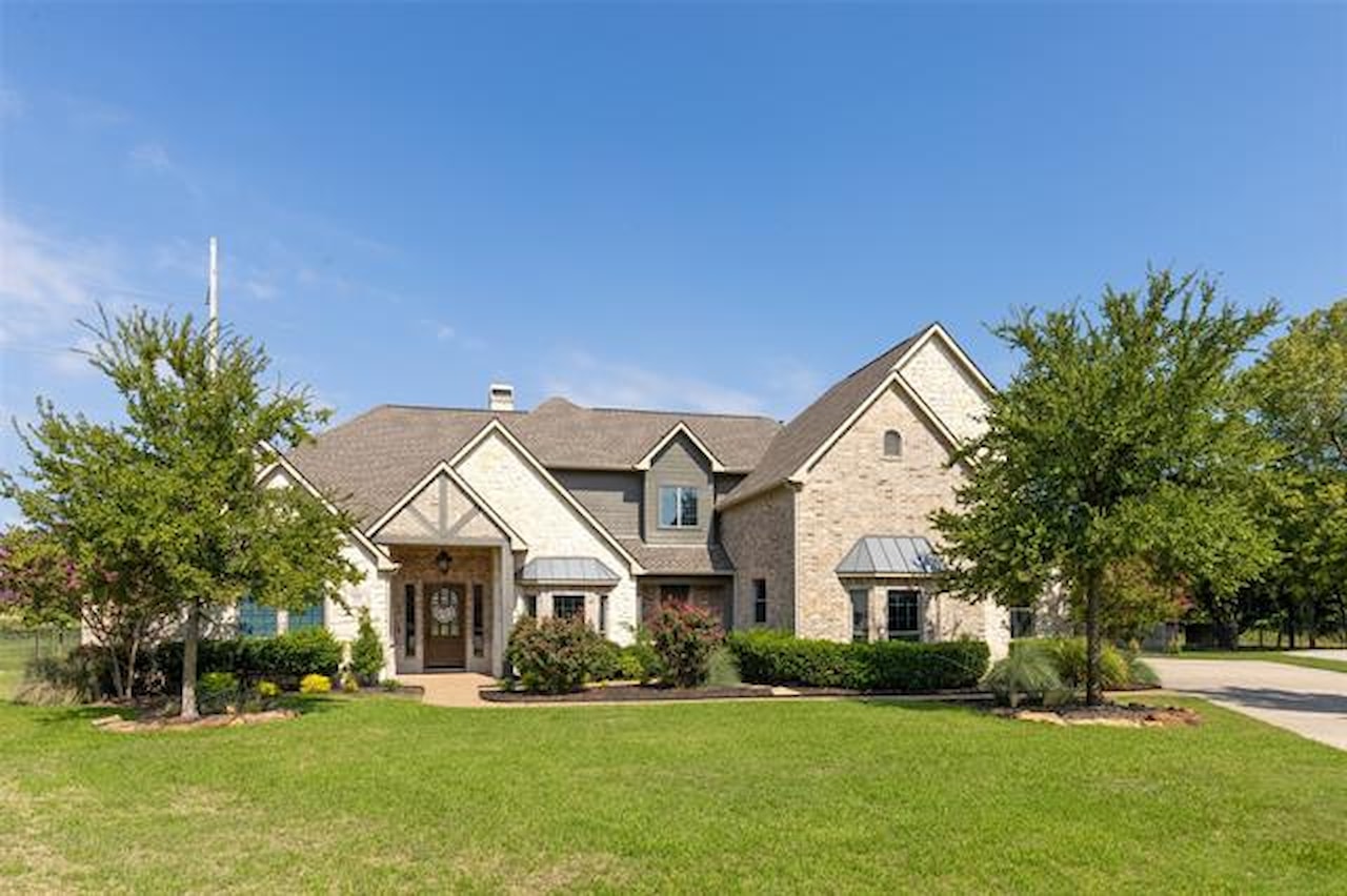 1761 Elmhurst Court Prosper TX 75078 Listed by Hunter Dehn Realty